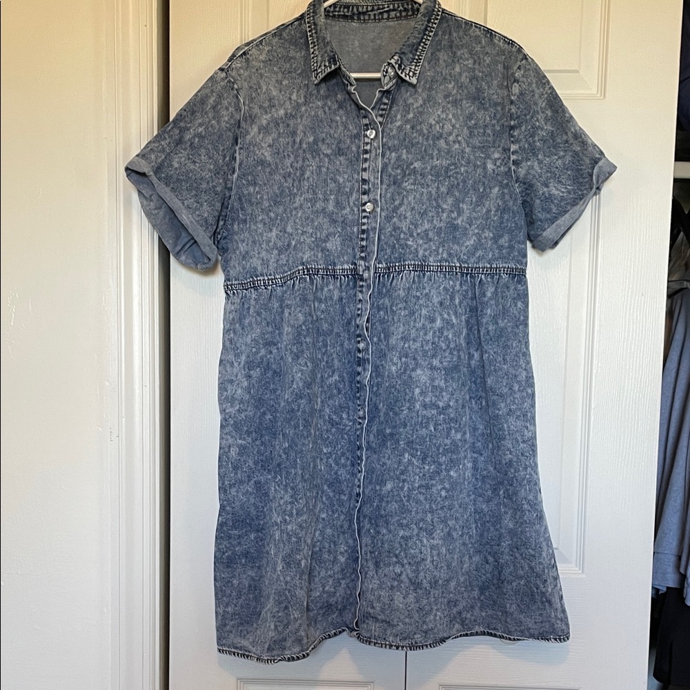 Women’s XL short-cuffed sleeve, button-down, tiered denim midi dress acid washed - Picture 2 of 10